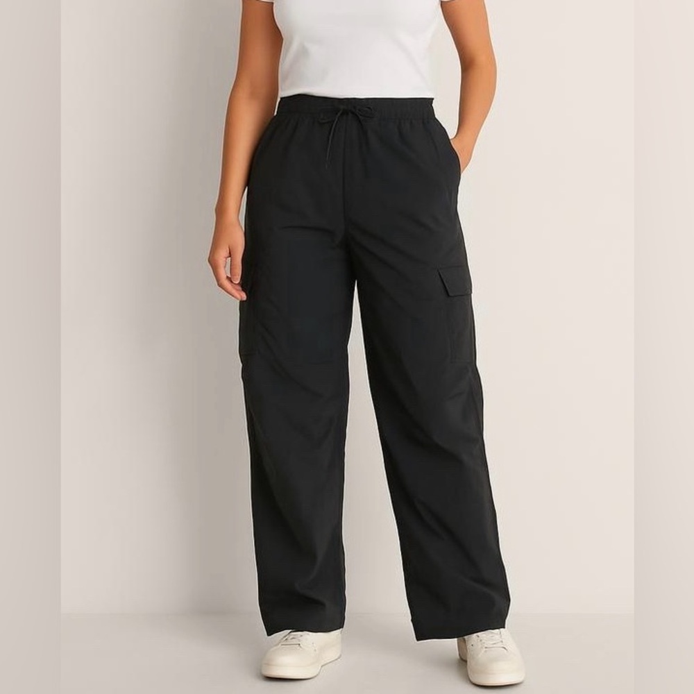 WinWin grey cargo pants, medium
